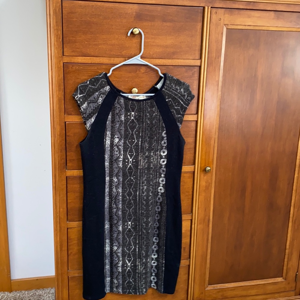 Cap sleeve knit dress